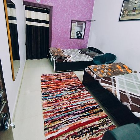 Kalpeshwar Homestay Удджайн Экстерьер фото