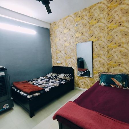 Kalpeshwar Homestay Удджайн Номер фото