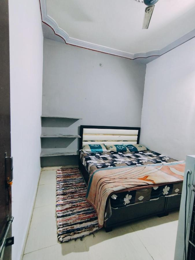 Kalpeshwar Homestay Удджайн Экстерьер фото