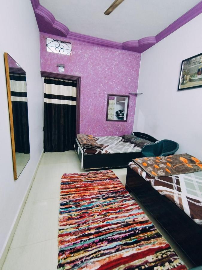 Kalpeshwar Homestay Удджайн Экстерьер фото