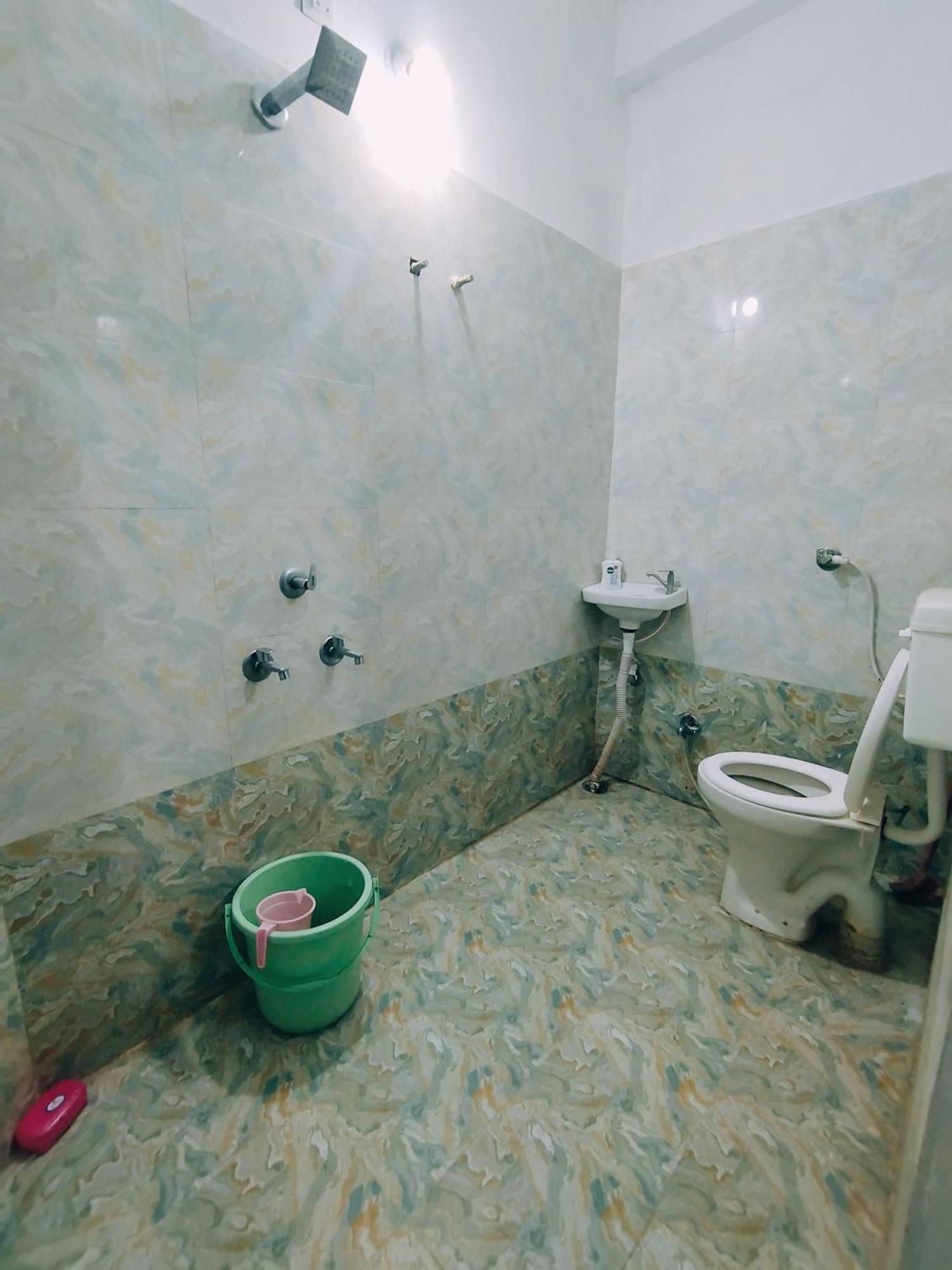 Kalpeshwar Homestay Удджайн Экстерьер фото